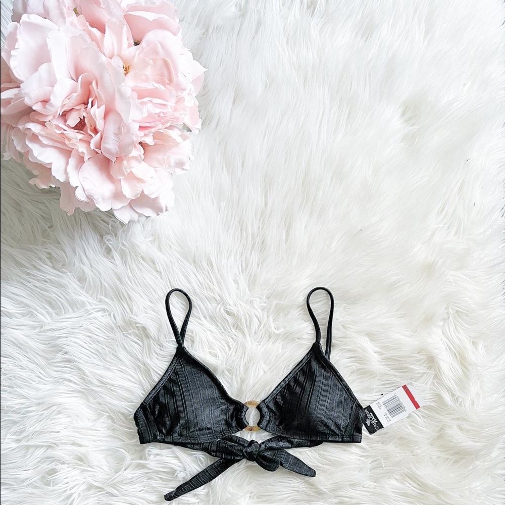 Black Ring Top NWT